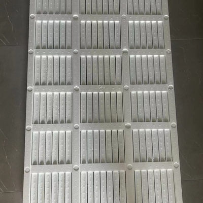 Obraz Produkty piankowe EPS EPP wysokiej gęstości butelki piankowe Pociąg piankowe Produkty opakowaniowe Przetwarzanie tabliczki piankowej twardej