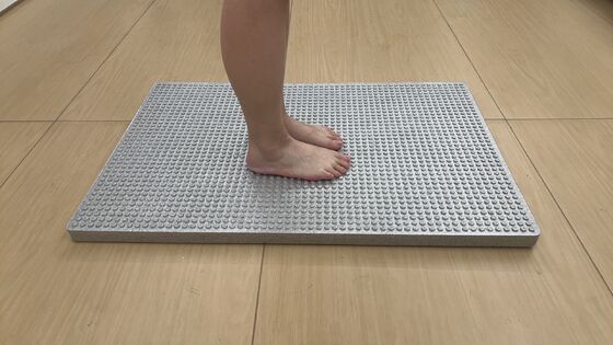 Mold Resistant Fast Drainage Shower Mat with Massage Bumps Non Slip Bathroom Safety Mat