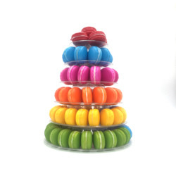 Targowiec Macaron Tower 6 poziomów z akrylowym stołem Przejrzysty