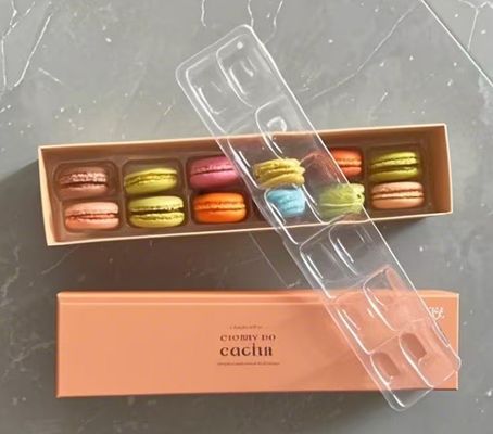 Ekologiczne, przezroczyste opakowanie Macaron z niestandardowym nadrukiem na stojak i pudełko upominkowe