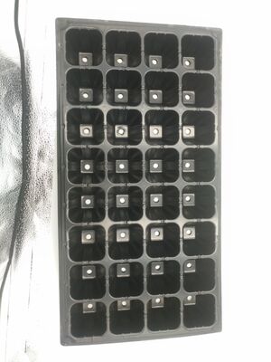 2 mm grubości 32-komórkowa plastikowa tablica do sadzenia drzew leśnych - odporna na starzenie się i trwała